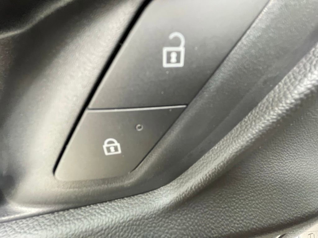 New 2026 Chevrolet Equinox LT image 14