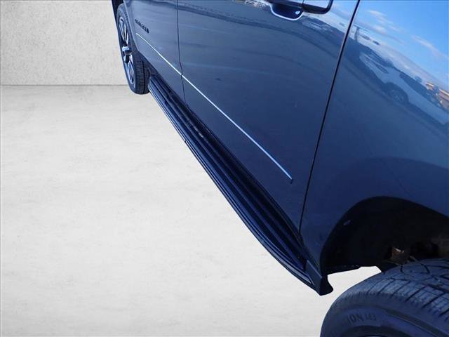 Used 2020 Chevrolet Suburban Premier AWD/4WD image 8