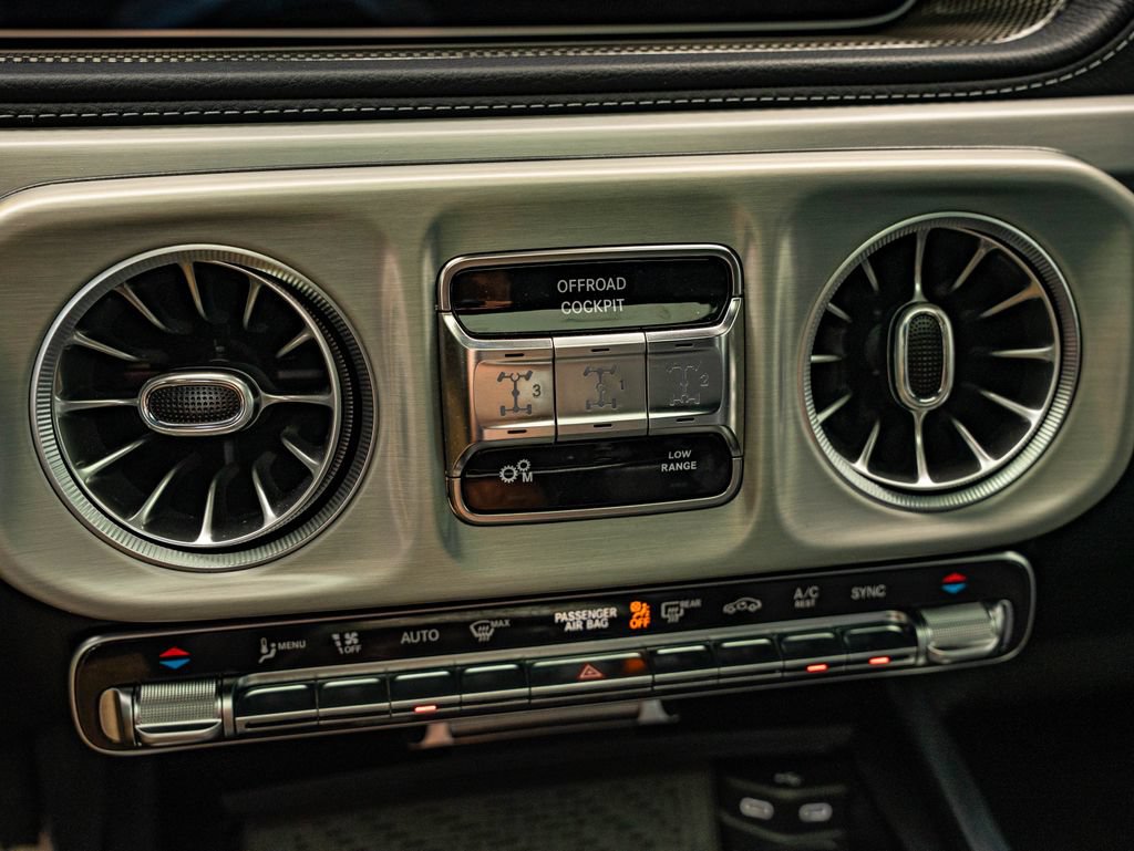 Certified 2025 Mercedes-Benz G 550 image 35