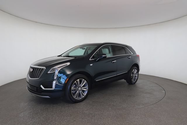 Used 2025 Cadillac XT5 Premium Luxury AWD/4WD image 3