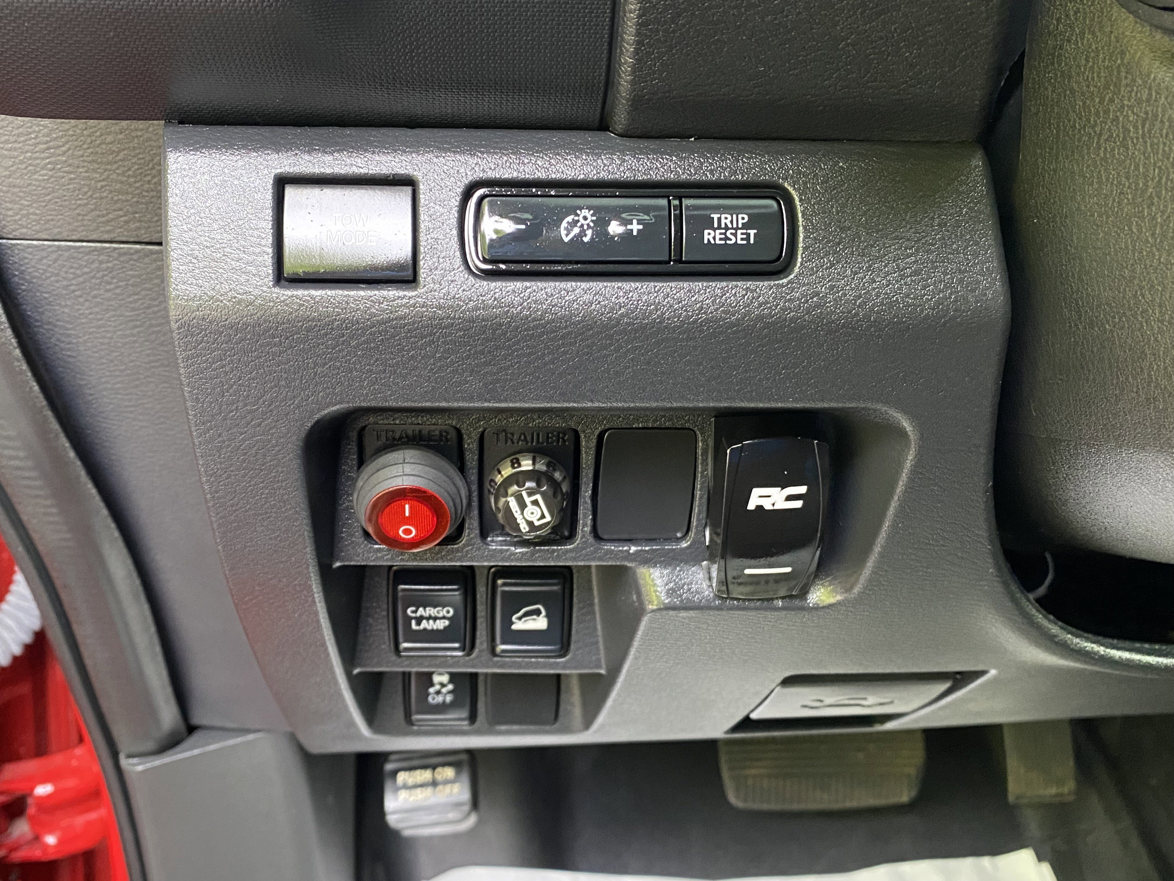 Used 2023 Nissan Frontier SV AWD/4WD image 18