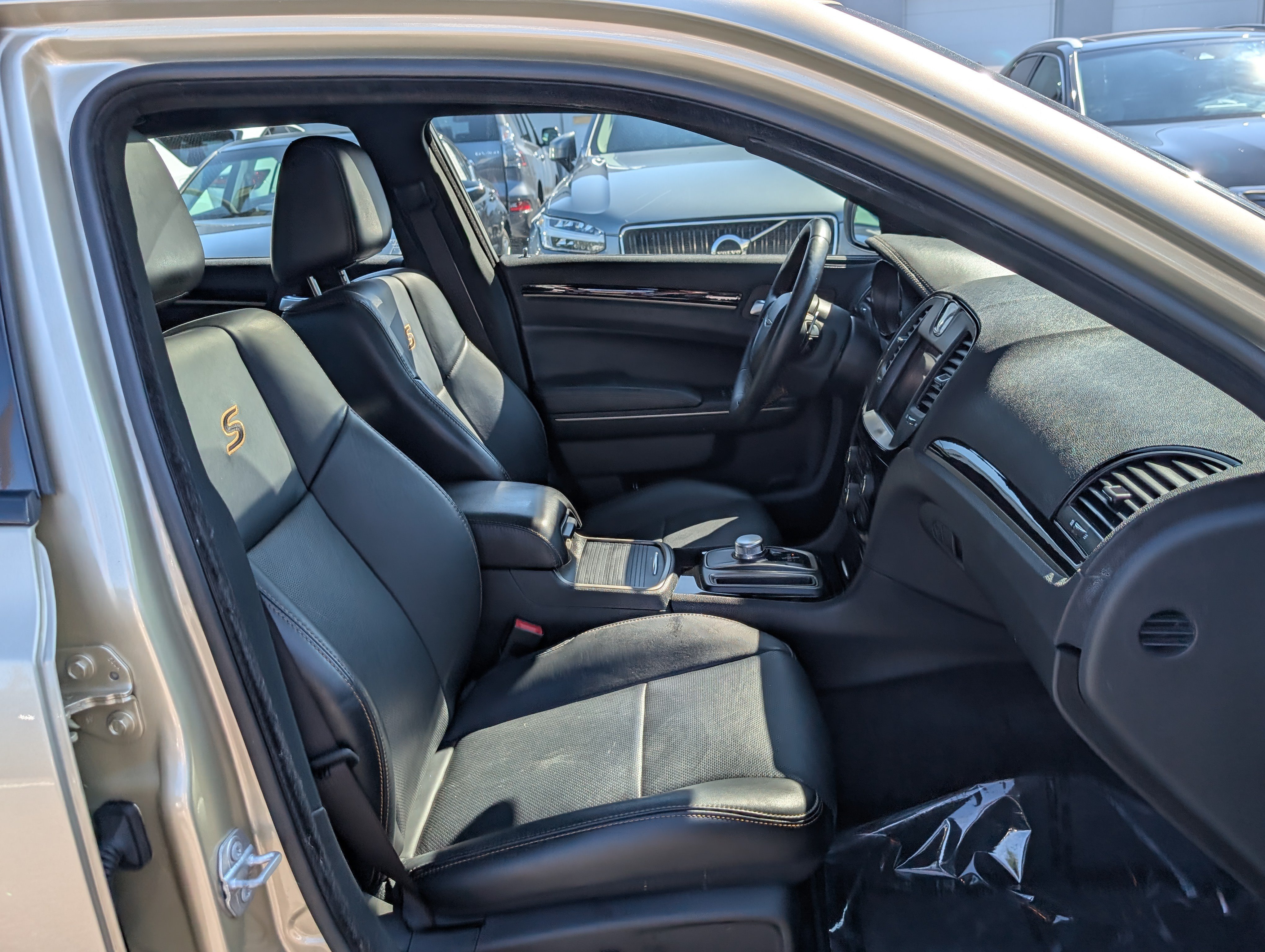 Used 2017 Chrysler 300 S w/ Safetytec Plus Group AWD/4WD image 11
