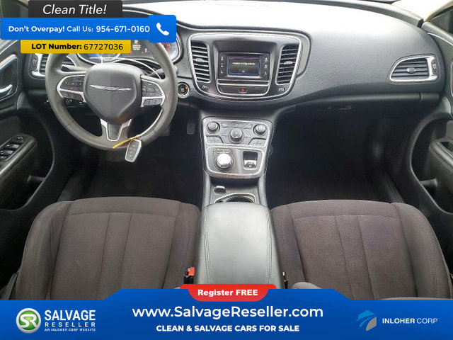 Used 2015 Chrysler 200 Limited FWD image 11