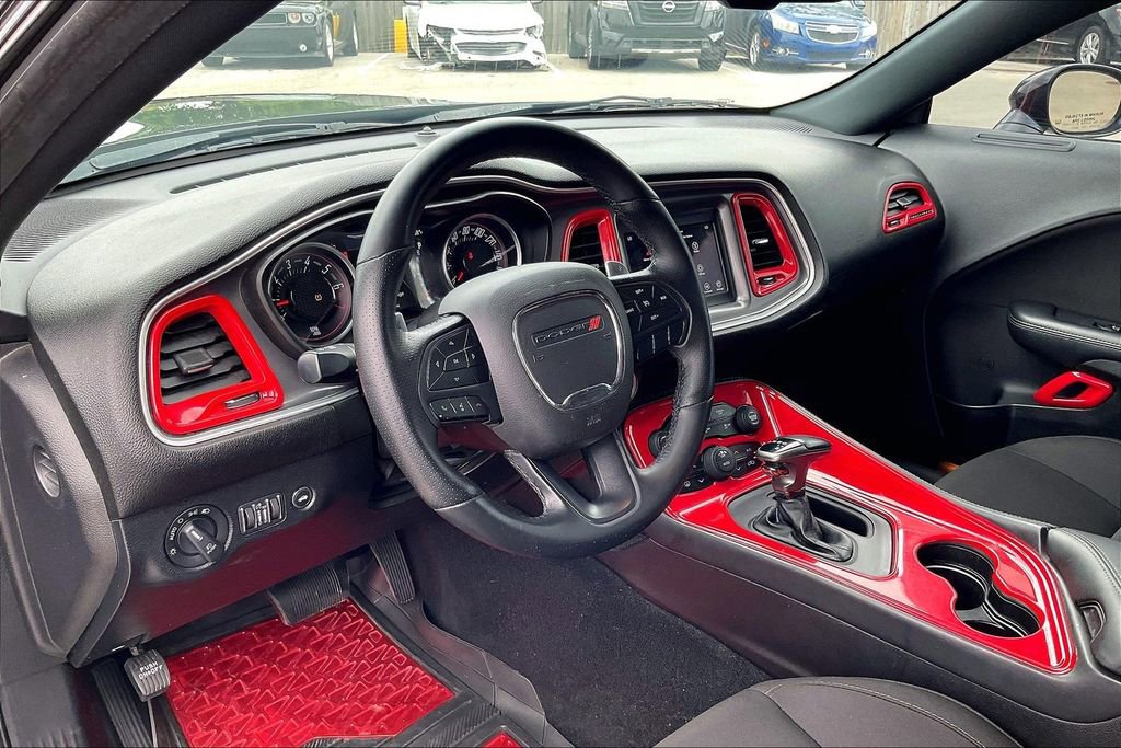 Used 2019 Dodge Challenger GT w/ Performance Handling Group RWD image 18