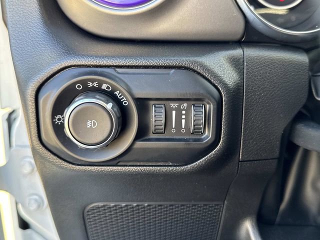 Used 2022 Jeep Wrangler Unlimited Sport image 31