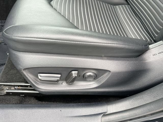 Used 2023 Toyota Camry SE image 16