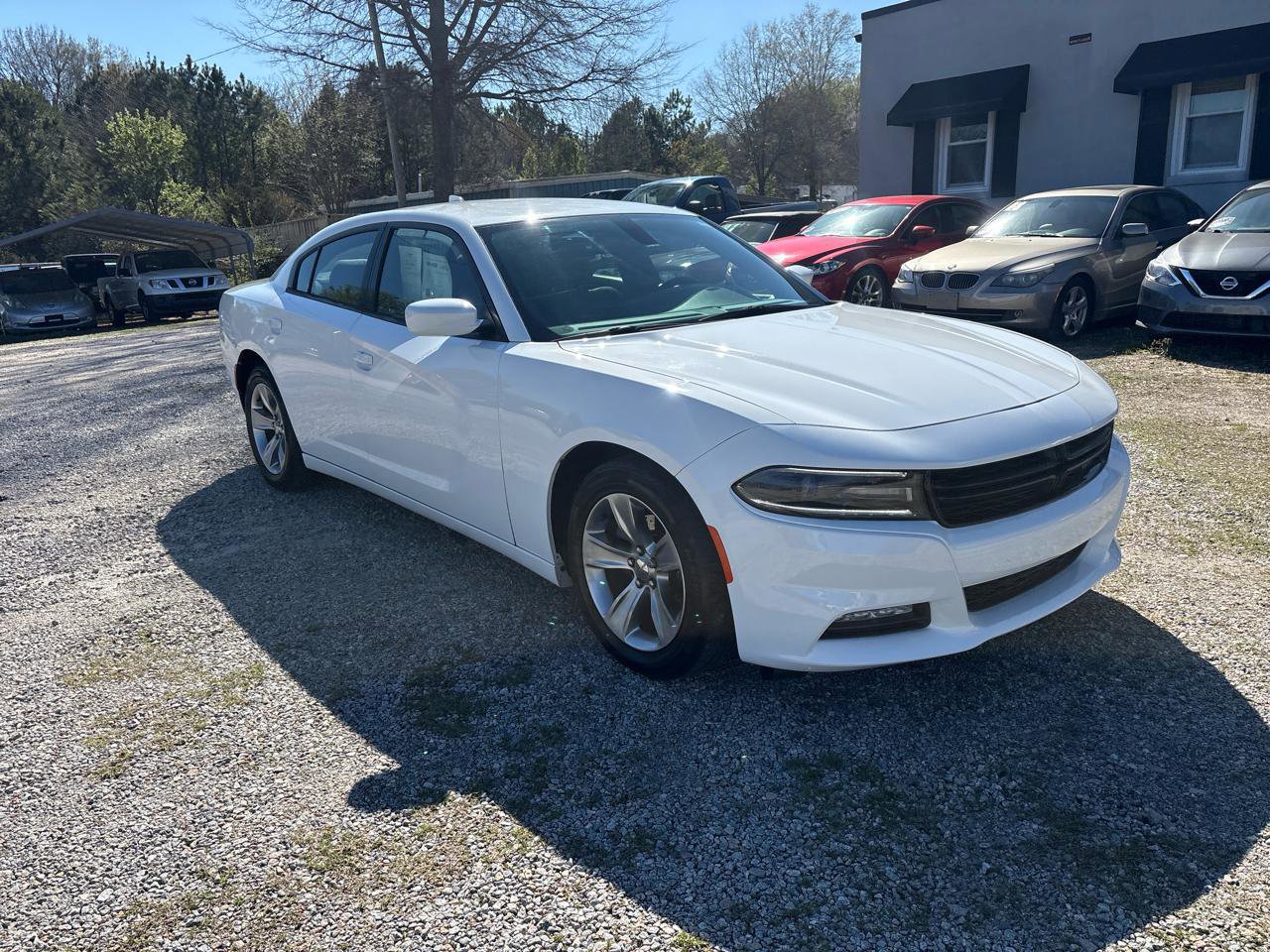 Used 2015 Dodge Charger SXT RWD image 5