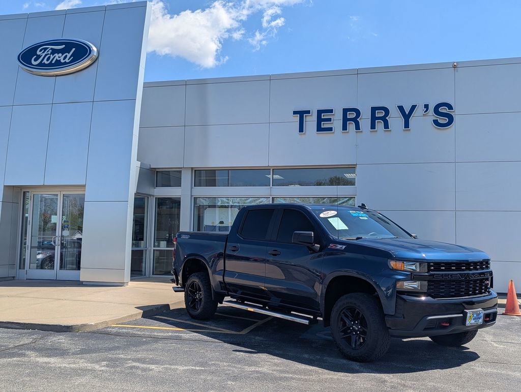Used 2021 Chevrolet Silverado 1500 Custom Trail Boss AWD/4WD image 1