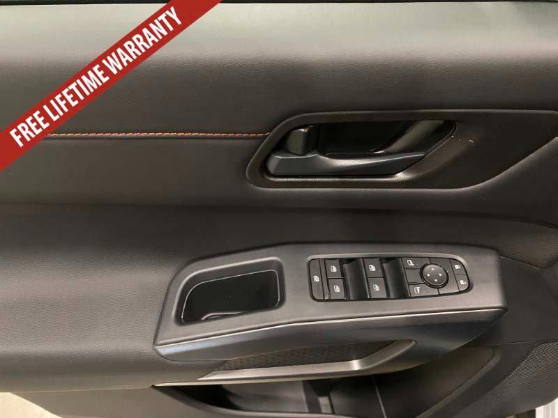 Used 2026 Nissan Pathfinder Rock Creek w/ Rock Creek Premium Package AWD/4WD image 28
