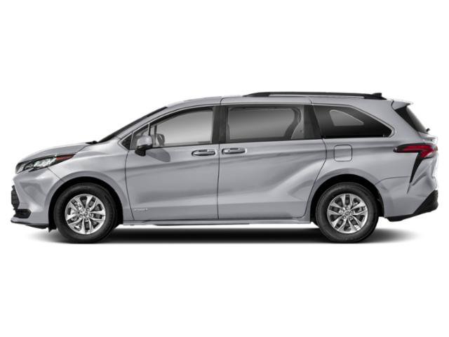 Used 2024 Toyota Sienna LE AWD/4WD image 3