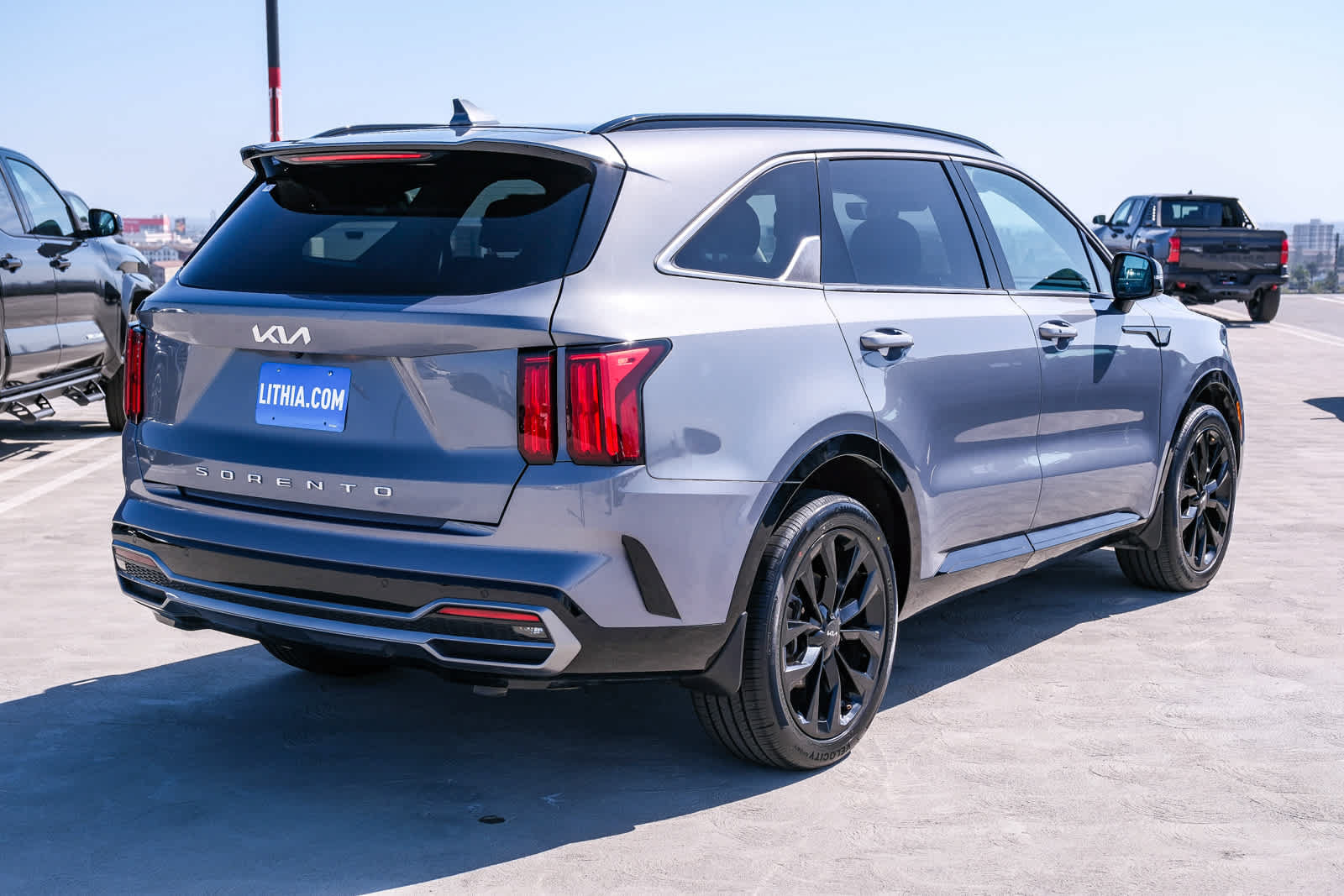 Used 2022 Kia Sorento SX FWD image 4