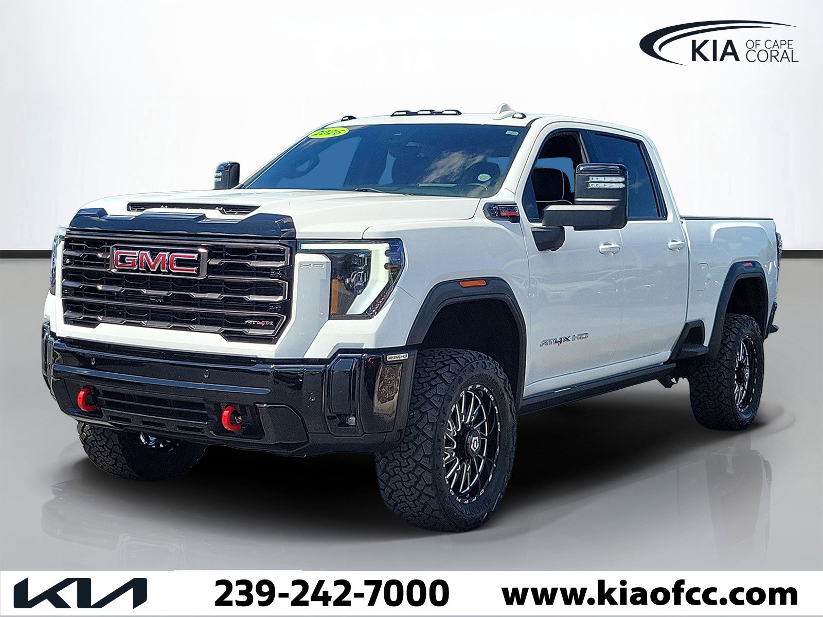 Used 2026 GMC Sierra 2500 AT4X AWD/4WD image 3