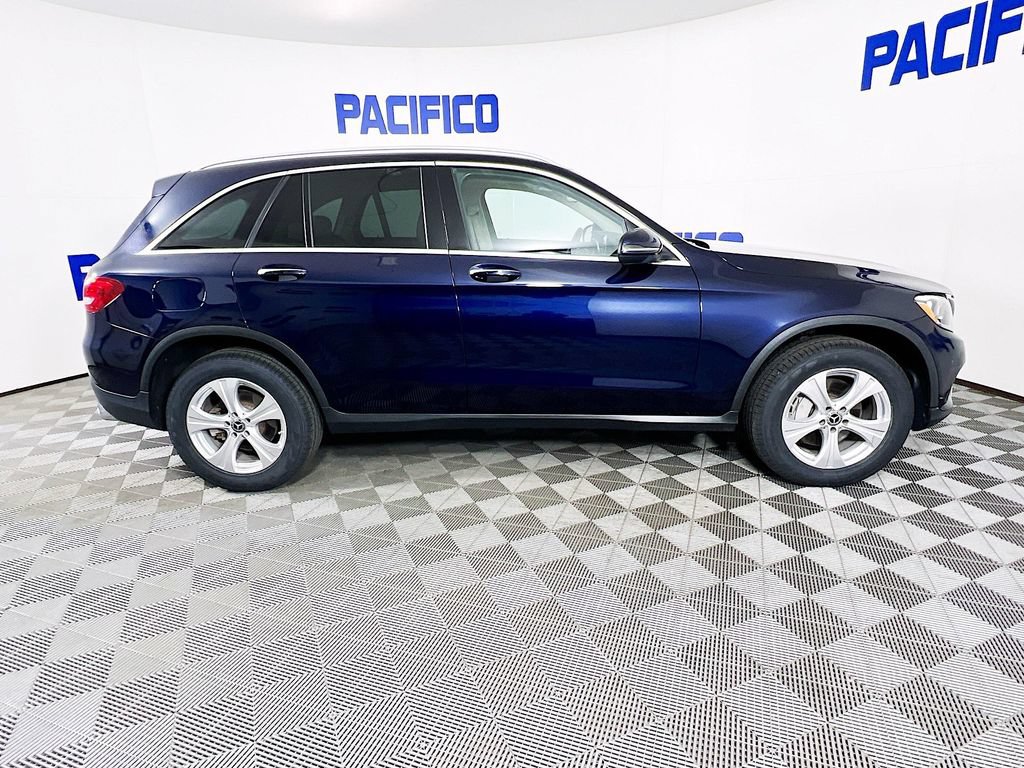 Used 2018 Mercedes-Benz GLC 300 4MATIC image 8