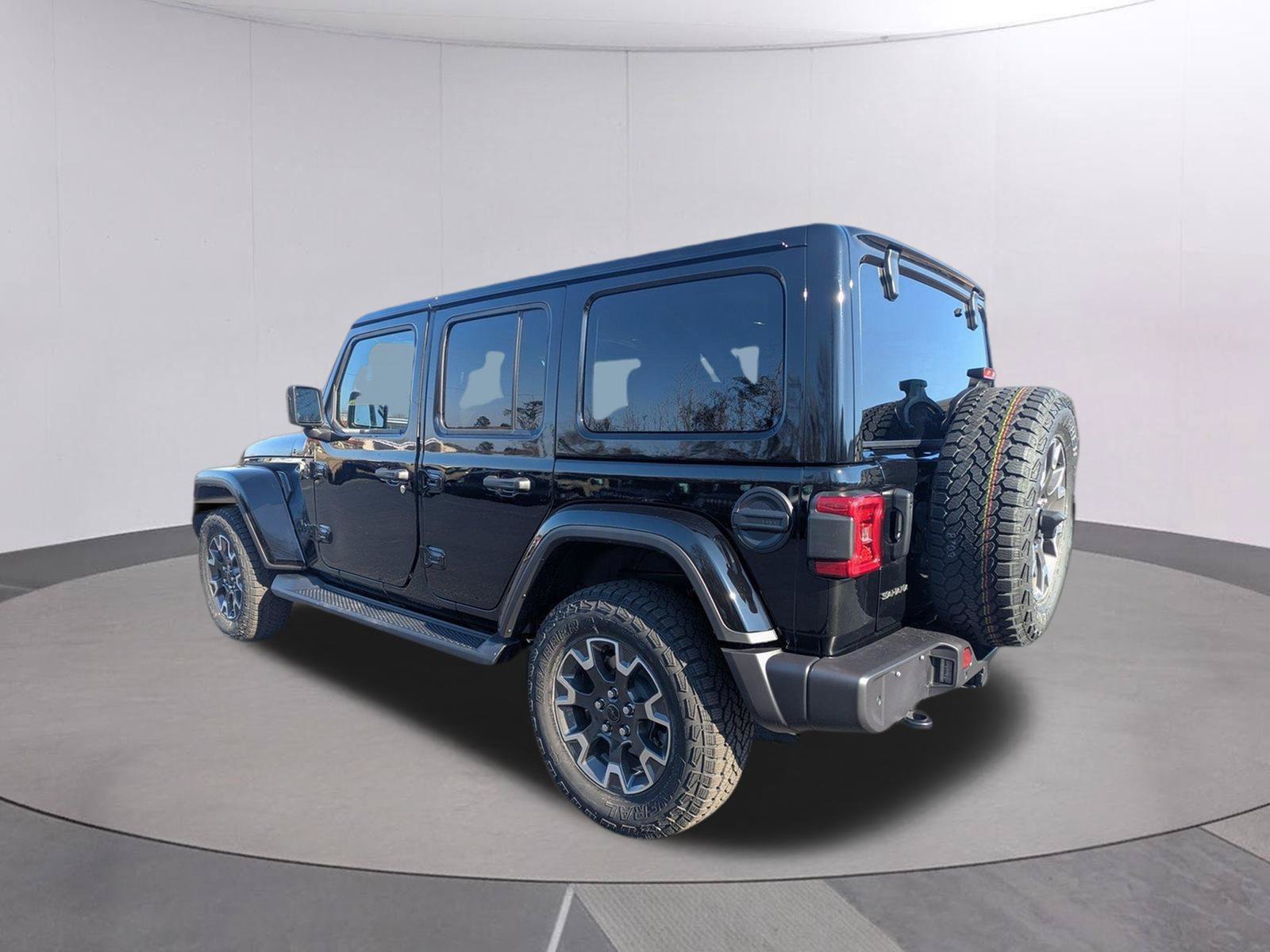 New 2026 Jeep Wrangler Unlimited Sahara AWD/4WD image 3