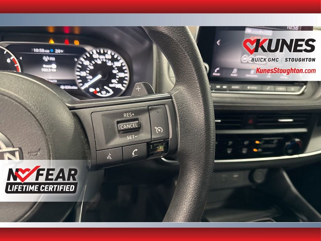 Used 2023 Nissan Rogue S image 27
