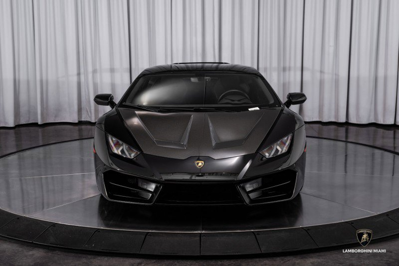 Used 2019 Lamborghini Huracan LP 580-2 image 4