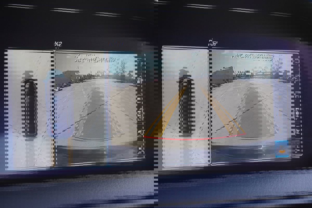 Used 2019 Mercedes-Benz S 450 Sedan w/ Premium Package image 35