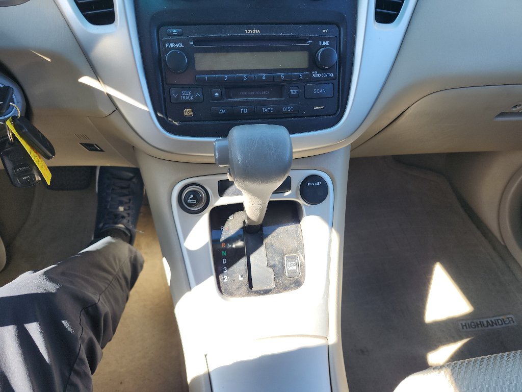 Used 2005 Toyota Highlander 2WD V6 image 23