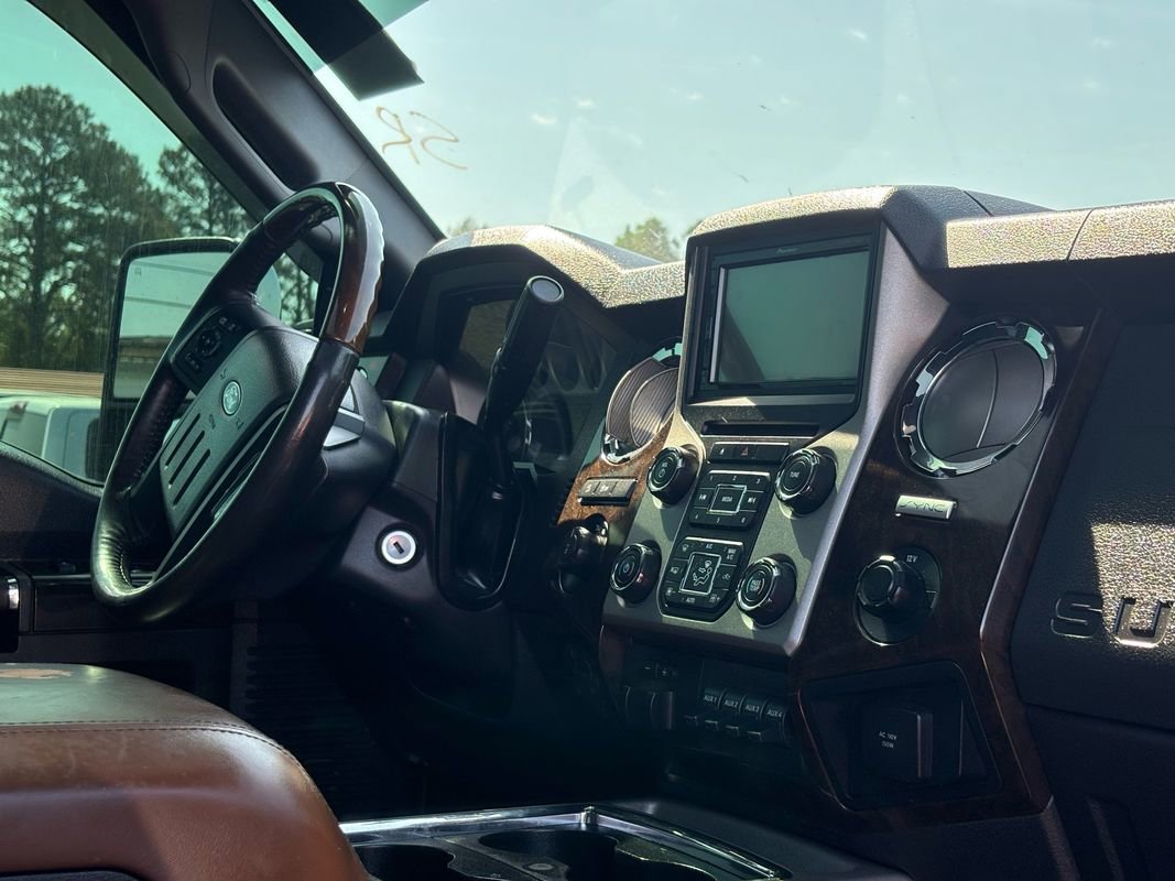 Used 2016 Ford F250 Platinum w/ FX4 Off-Road Package AWD/4WD image 11