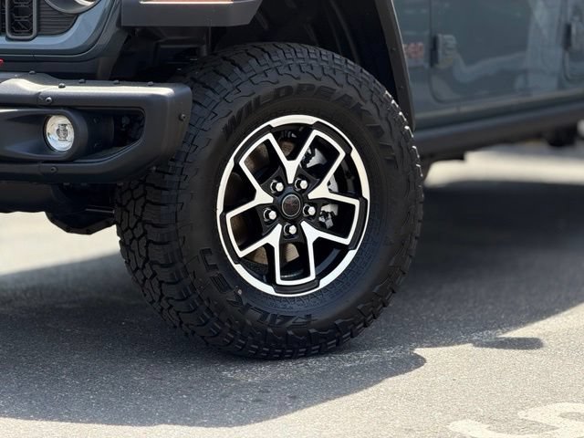 New 2026 Jeep Gladiator Rubicon w/ Safety Group AWD/4WD image 3