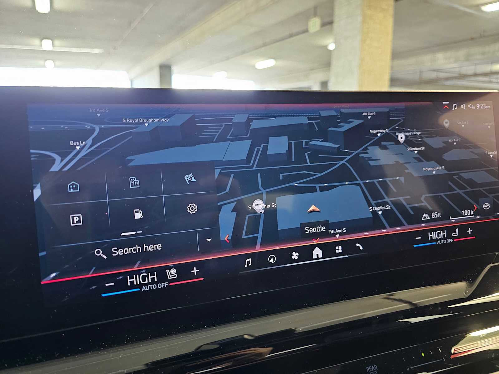 Used 2025 BMW 530i xDrive w/ M Sport Package image 14