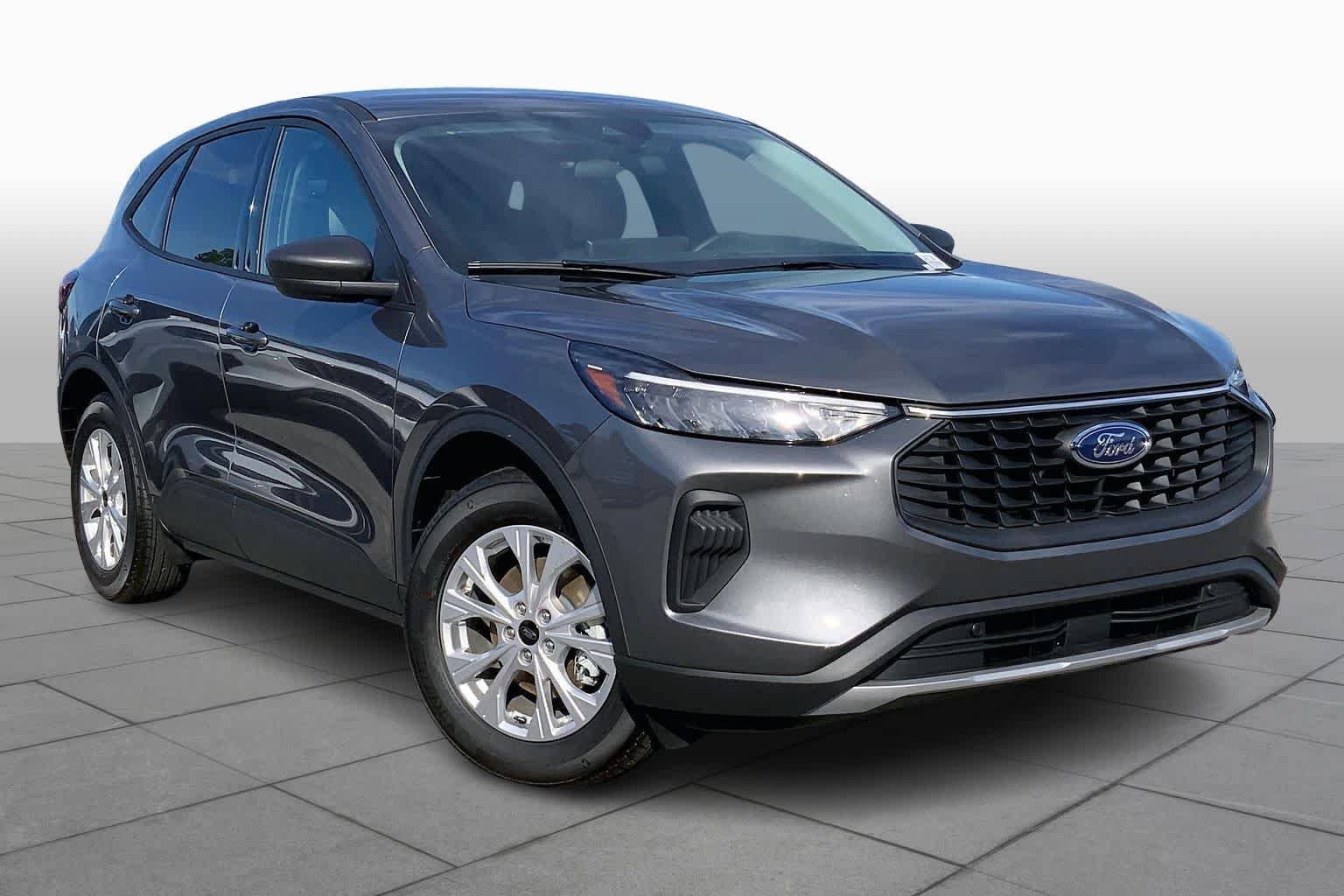 New 2026 Ford Escape Active w/ Active Premium Tech Pack FWD image 2