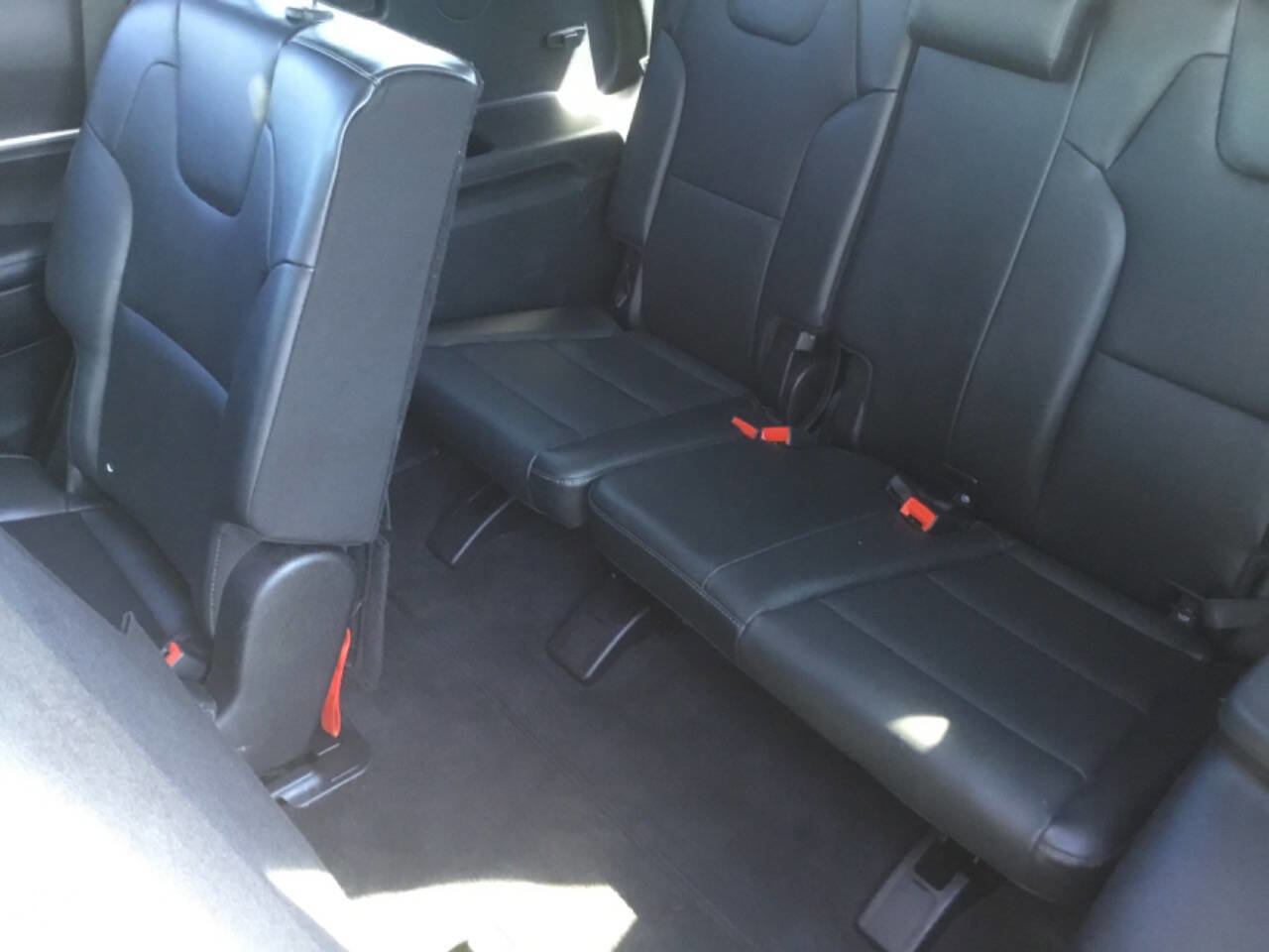 Used 2020 Kia Telluride LX image 5