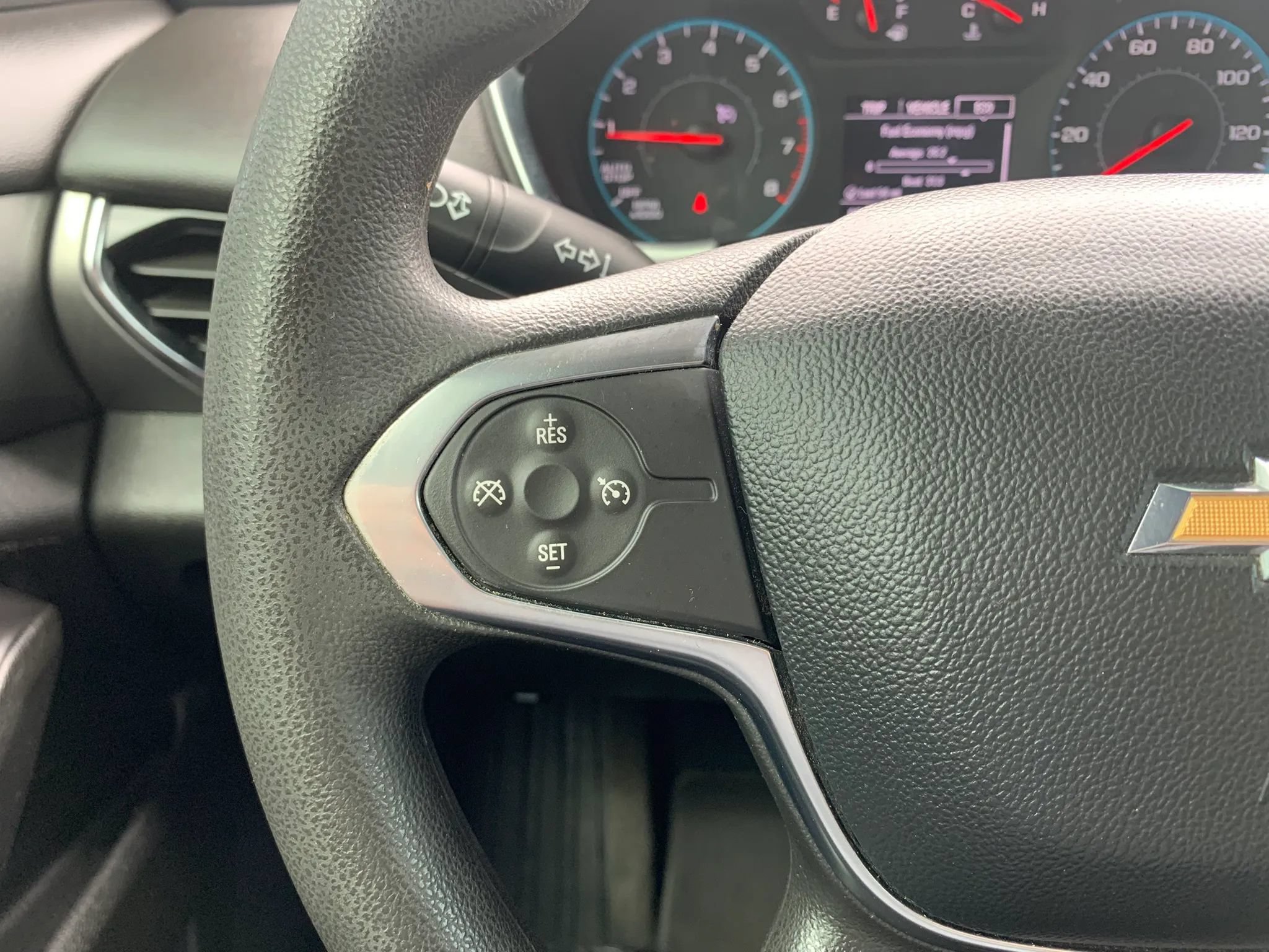 Used 2020 Chevrolet Traverse LS AWD/4WD image 14