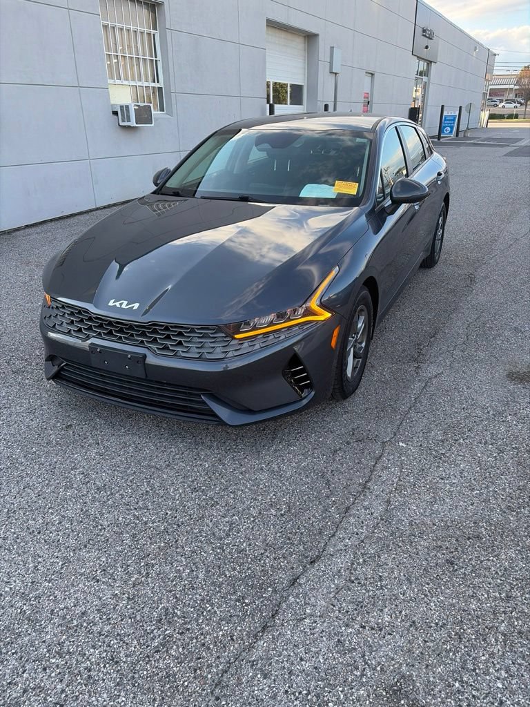 Used 2022 Kia K5 LXS FWD image 2