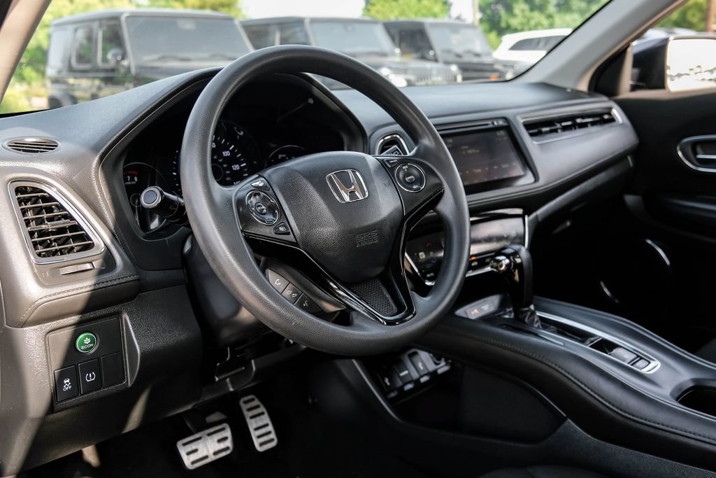 Used 2018 Honda HR-V EX image 12