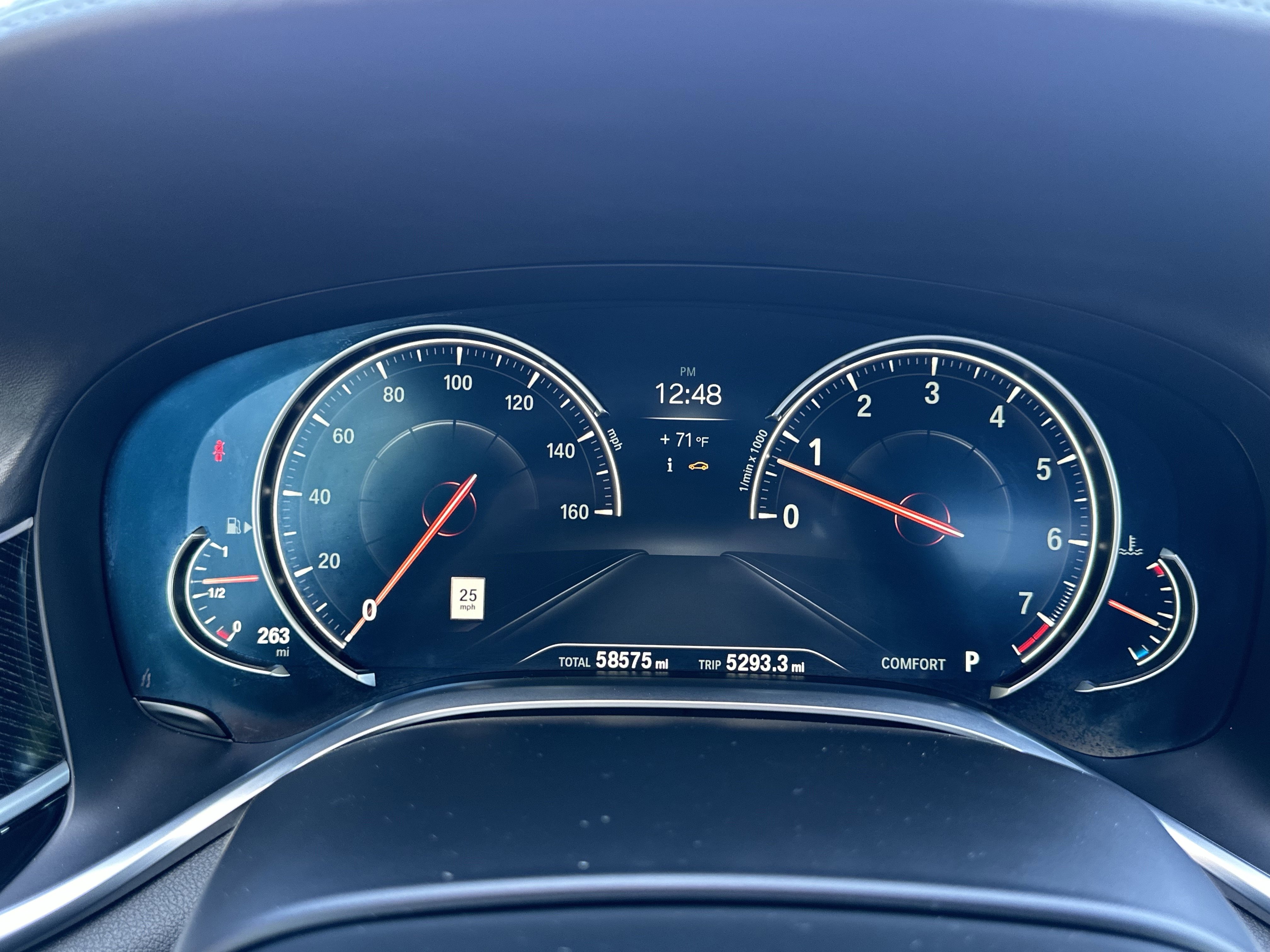 Used 2018 BMW 750i image 40