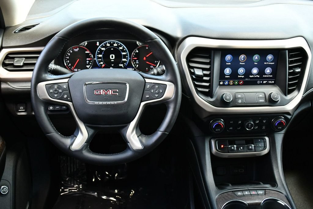 Used 2021 GMC Acadia Denali w/ Denali Technology Package FWD image 49