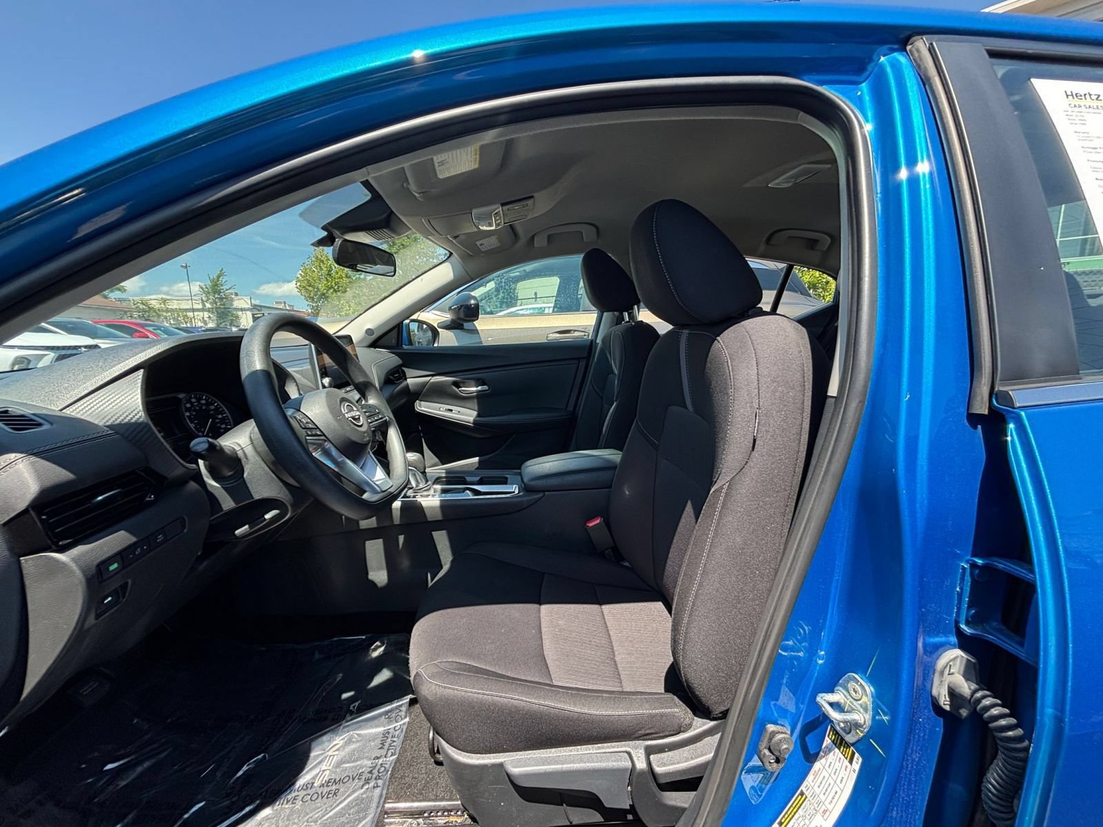 Used 2025 Nissan Sentra SV FWD image 20