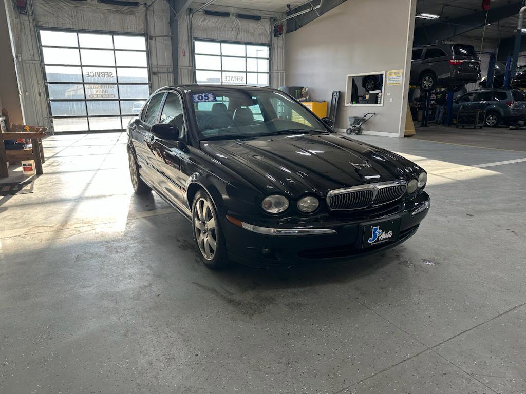 Used 2005 Jaguar X-TYPE 3.0 image 2
