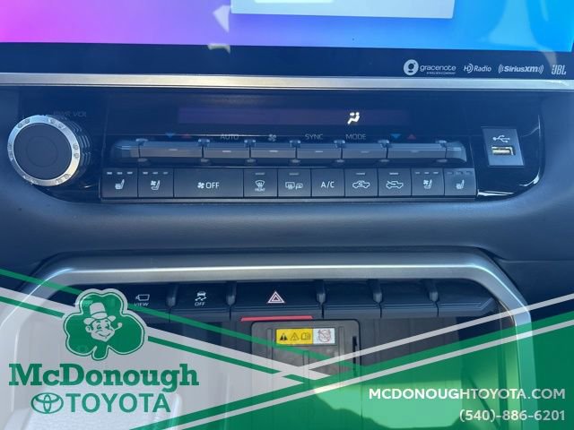 Used 2022 Toyota Tundra Platinum image 17