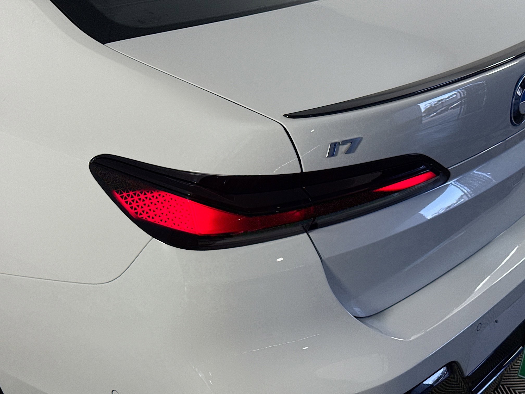 Used 2025 BMW i7 eDrive50 w/ M Sport Package image 36