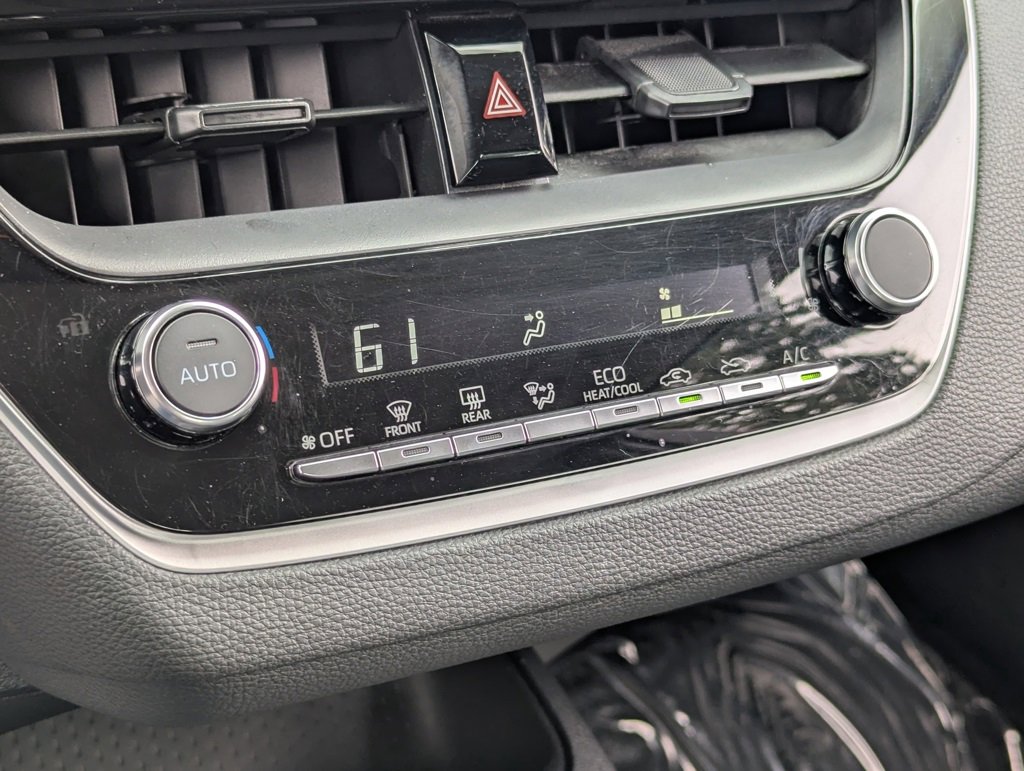 Used 2024 Toyota Corolla LE image 18