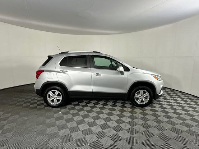 Used 2019 Chevrolet Trax LT w/ LT Convenience Package AWD/4WD image 5
