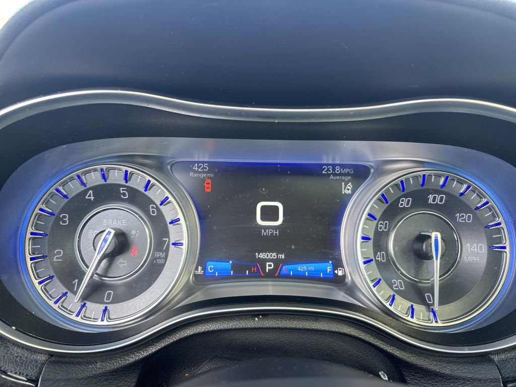 Used 2018 Chrysler 300 Limited w/ Safetytec Plus Group image 22