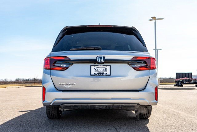 Used 2026 Honda Odyssey EX-L image 6