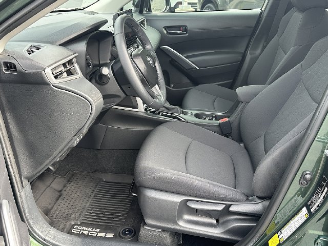 Certified 2023 Toyota Corolla Cross LE FWD image 21