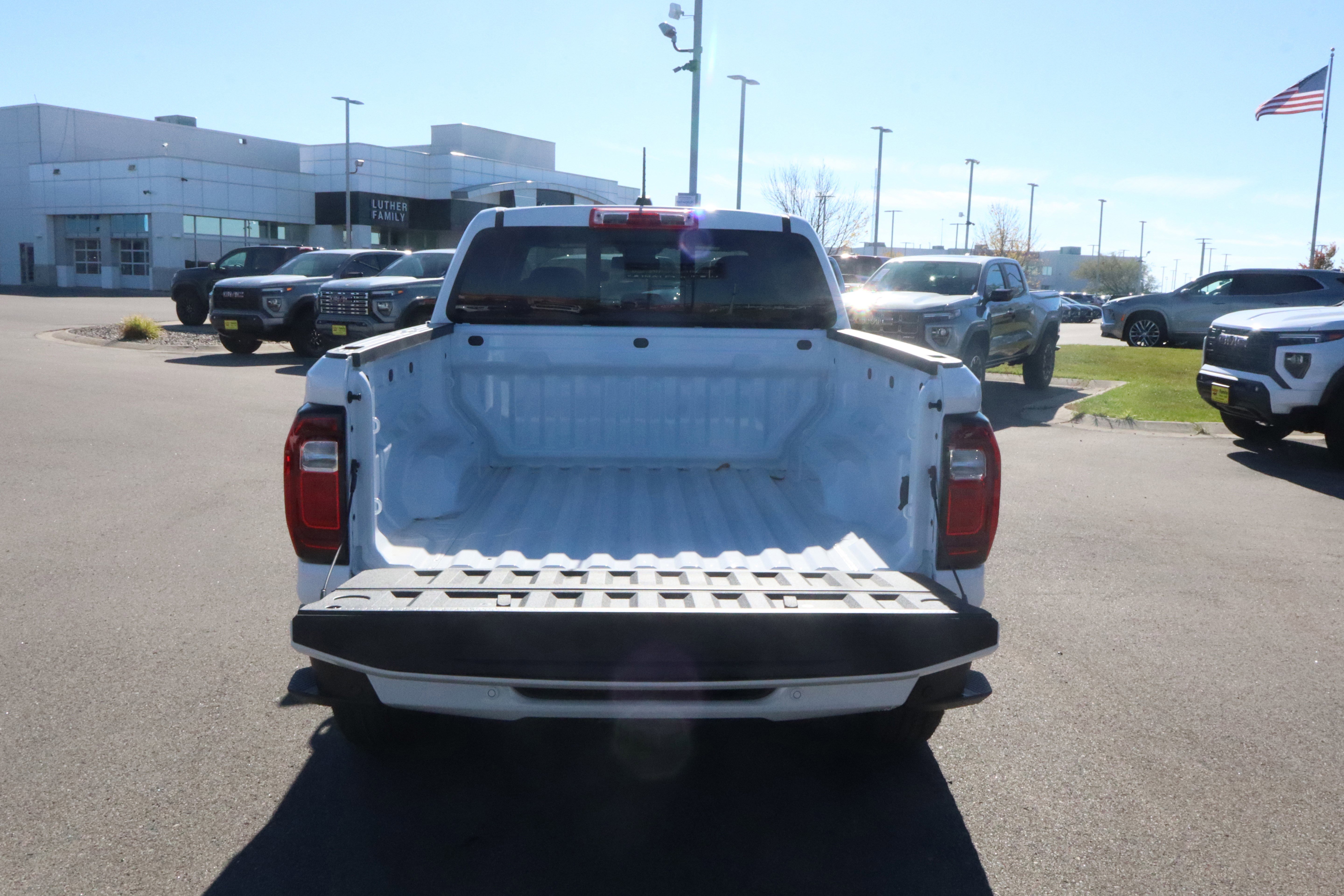 New 2026 GMC Canyon AT4 w/ Technology Plus Package image 16