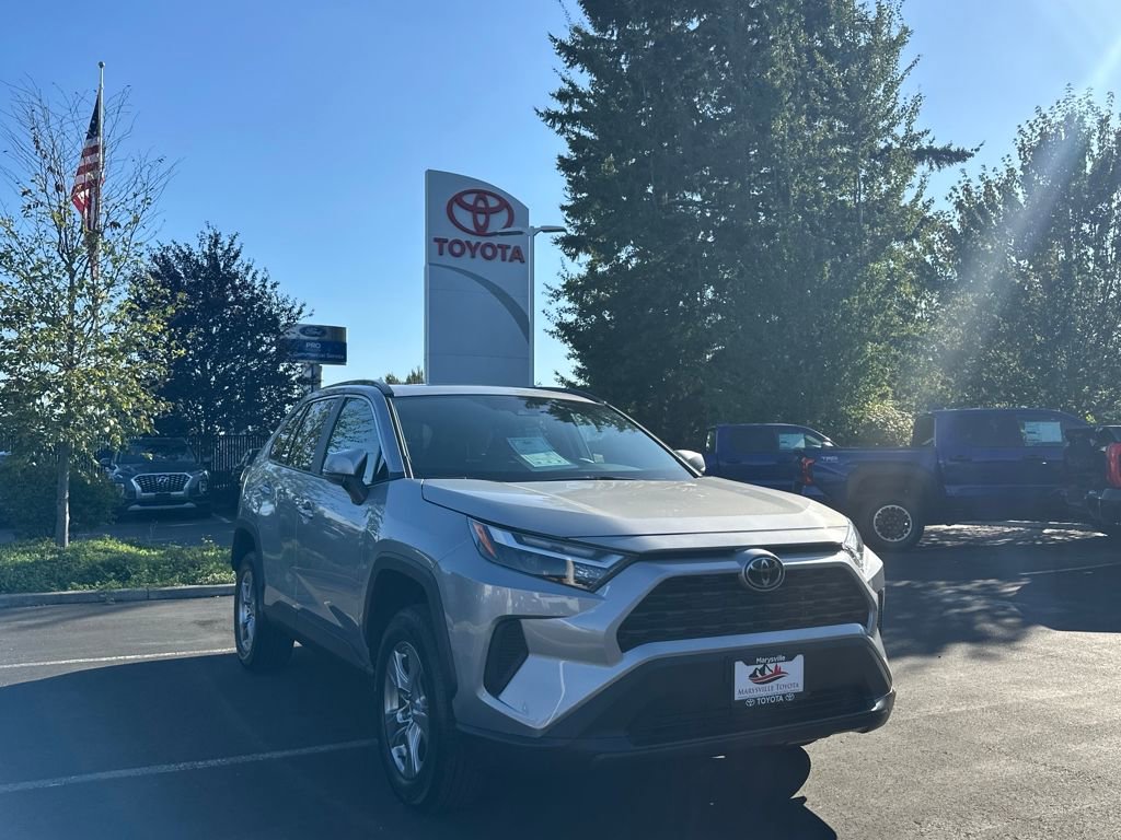 New 2025 Toyota RAV4 XLE