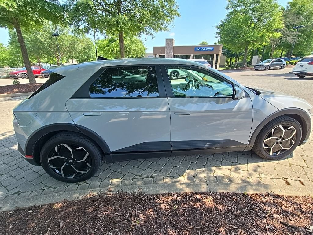 Used 2024 Hyundai Ioniq 5 SEL AWD/4WD image 9
