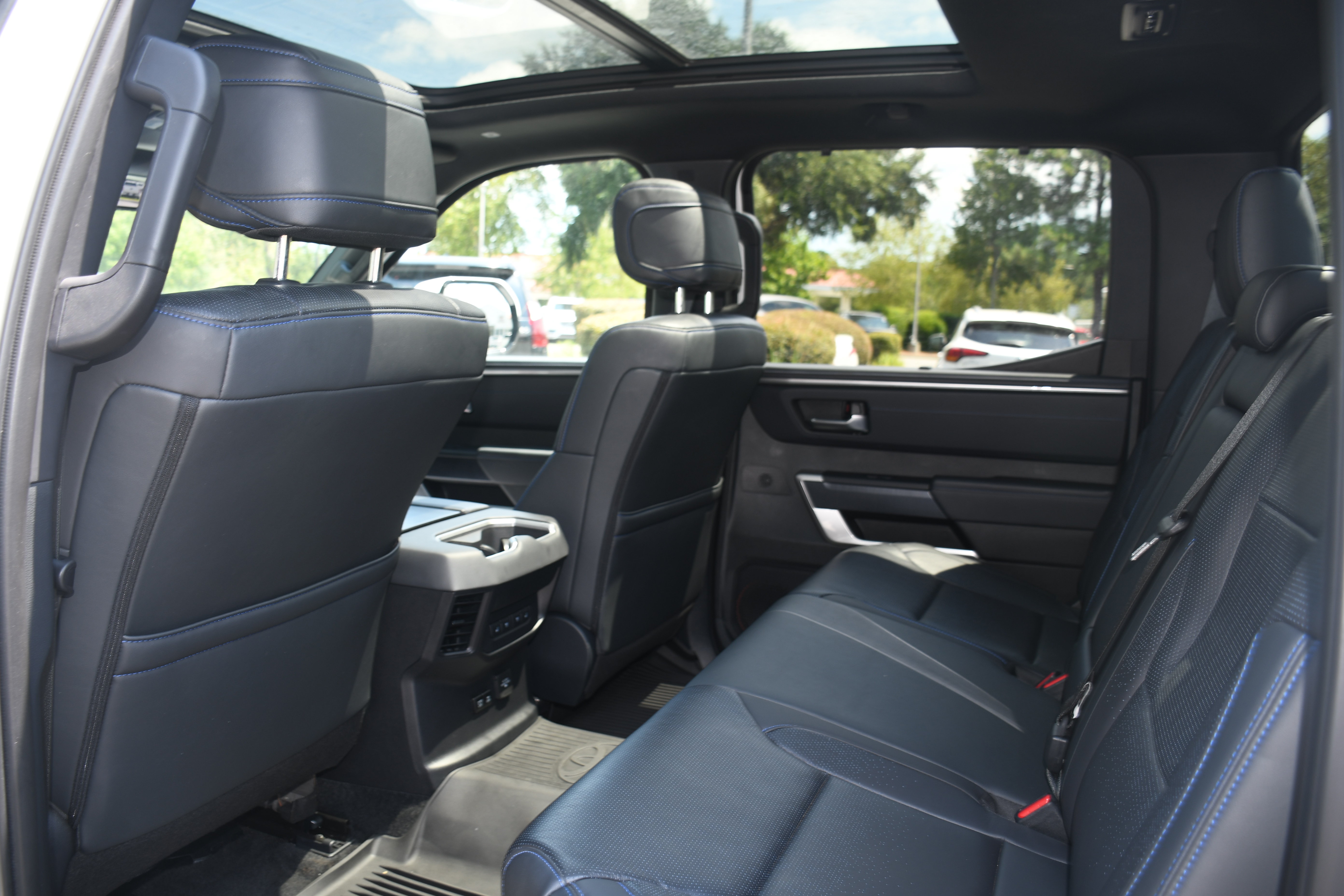 Certified 2025 Toyota Tundra Platinum AWD/4WD image 18
