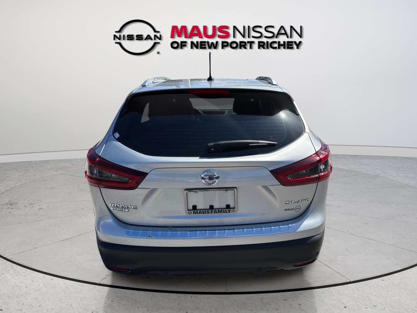 Certified 2022 Nissan Rogue Sport SL w/ Premium Package AWD/4WD image 11