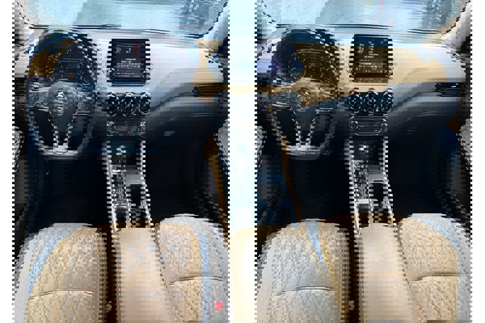 Used 2023 Nissan Sentra SV w/ SV Premium Package image 4