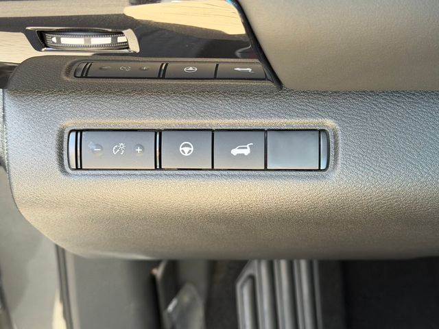 New 2026 Nissan Pathfinder SV image 12