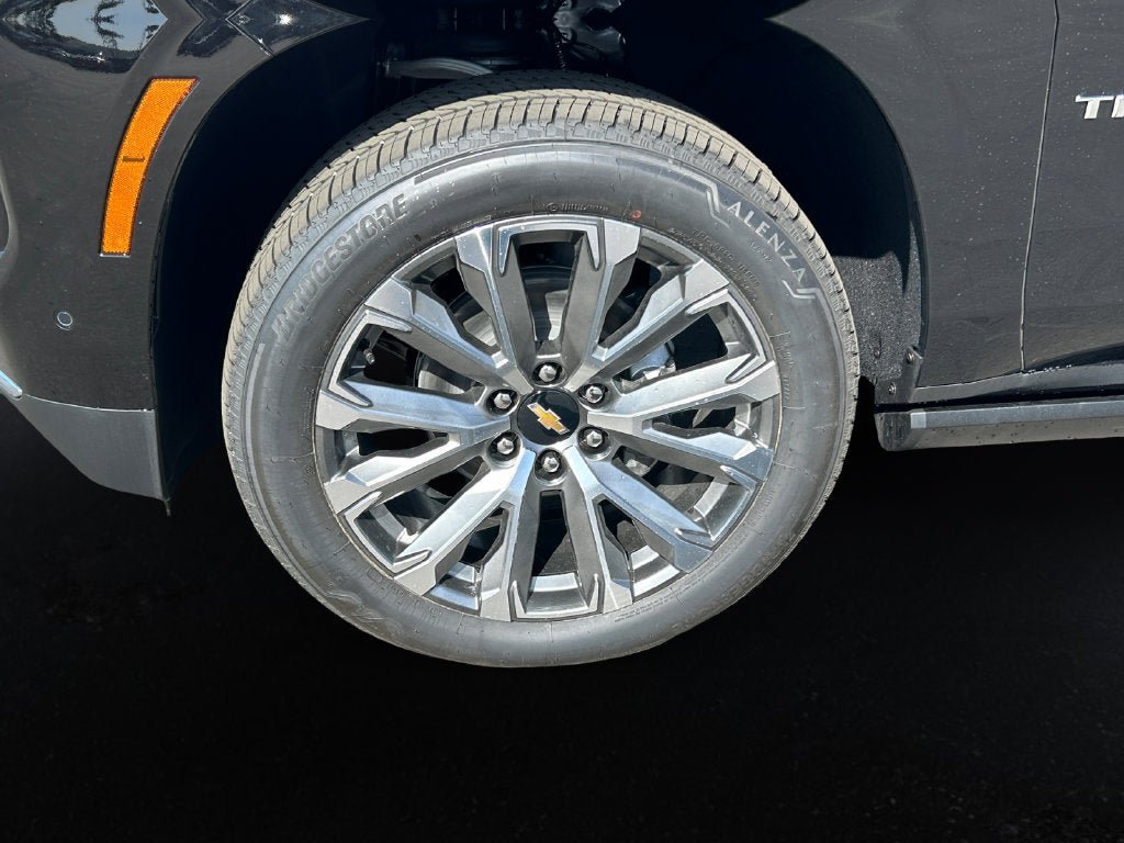 New 2026 Chevrolet Tahoe High Country RWD image 9