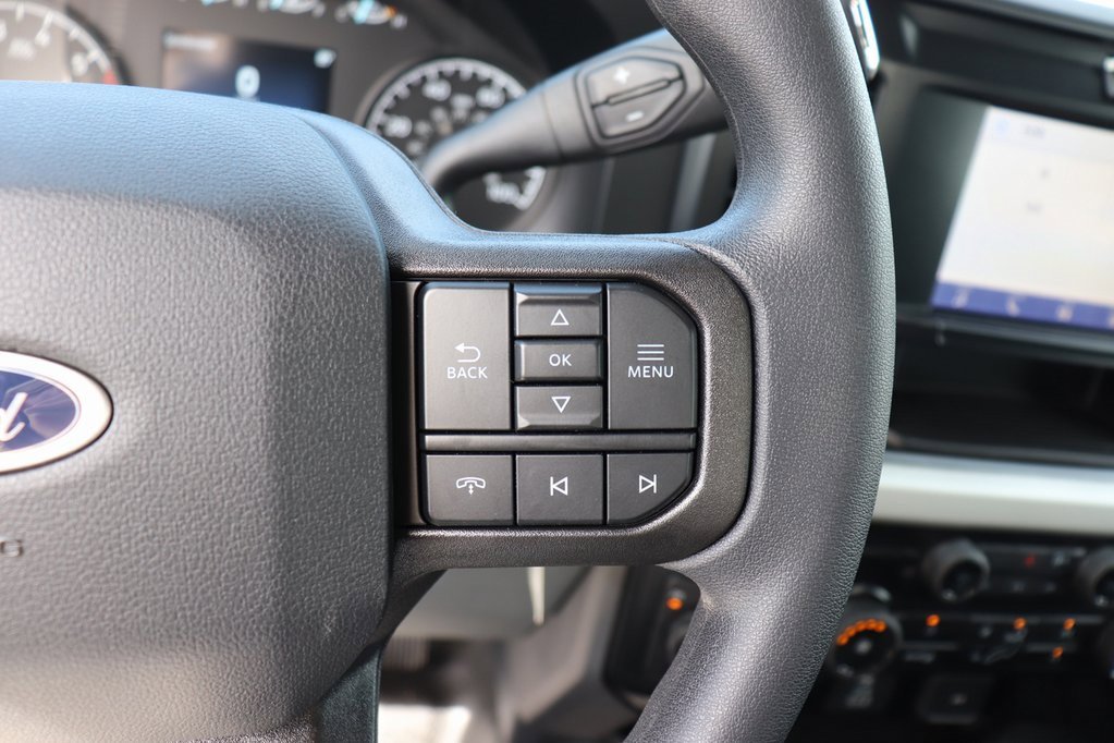 New 2026 Ford F350 4x4 Regular Cab DRW Super Duty image 28